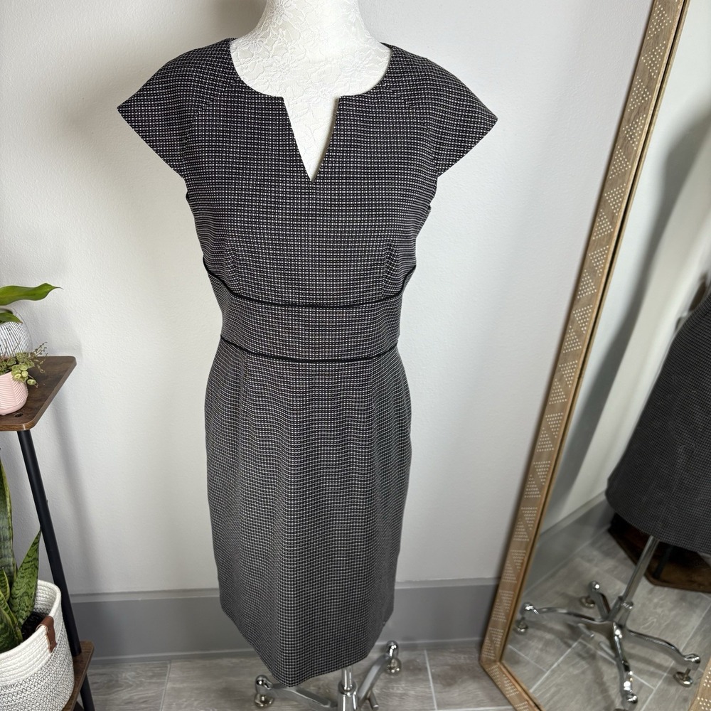 Tahari Arthur S Levine Womens 8 Black Sheath Dress Career Office Professional
